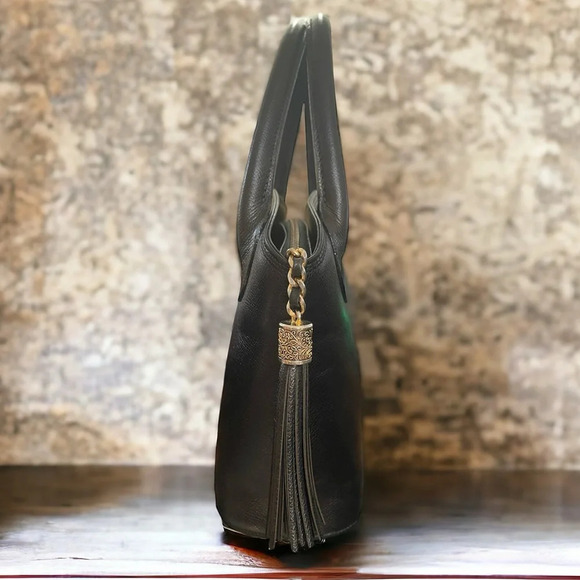 Valentino Garavani Black Leather Top Handle Bag - Picture 4 of 15